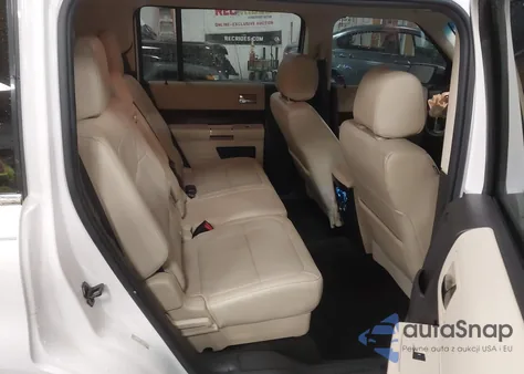 2018 Ford Flex Limited z USA, uszkodzony, nr VIN 2FMGK5D8XJBA14702